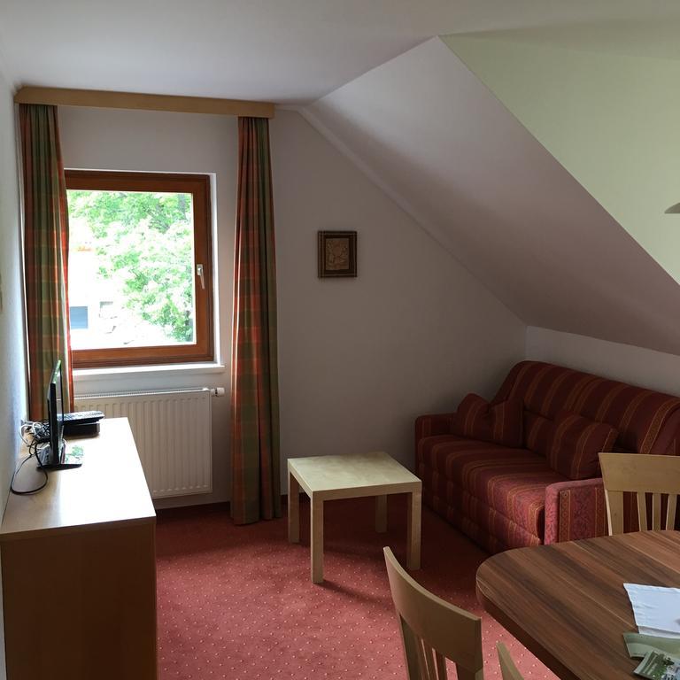 Gasthof Dachsteinblick Stainach Bagian luar foto